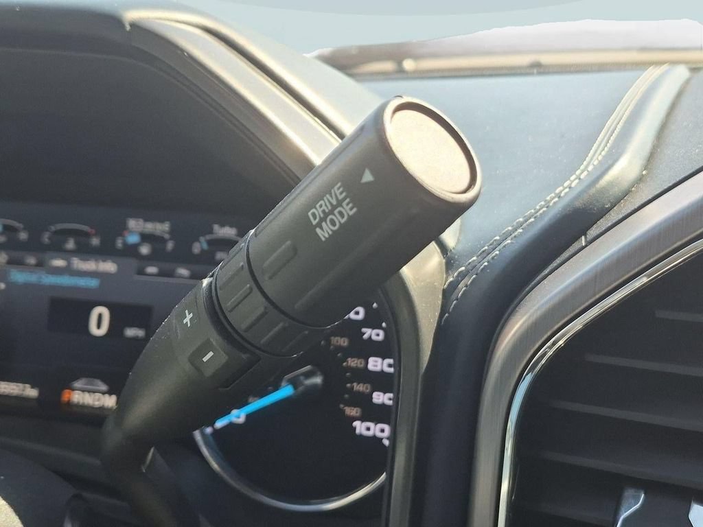 Used 2022 Ford F350 Limited AWD/4WD image 17