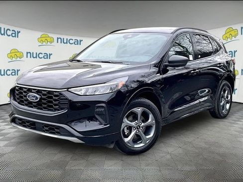 Used 2023 Ford Escape ST-Line image 12