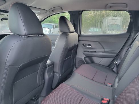 New 2026 Nissan Kicks SR FWD image 5