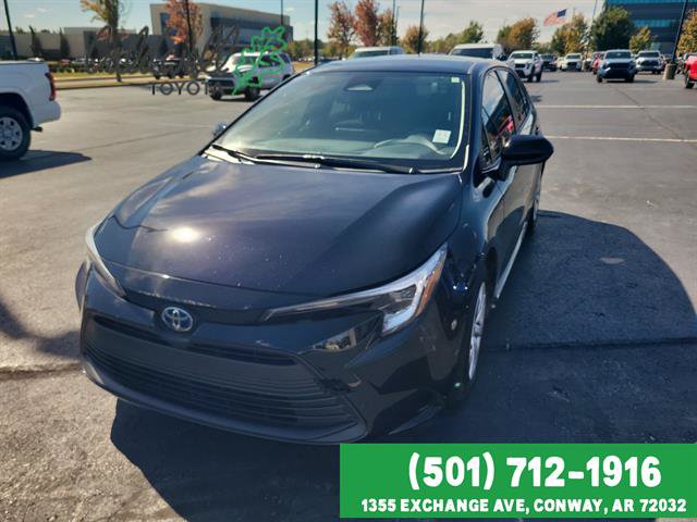 Used 2024 Toyota Corolla LE FWD image 1