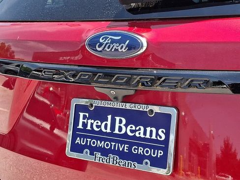 Certified 2018 Ford Explorer Sport w/ Equipment Group 401A AWD/4WD image 31