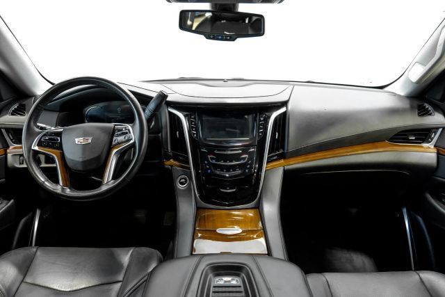 Used 2020 Cadillac Escalade 2WD image 20