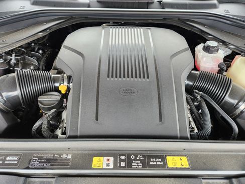 Certified 2025 Land Rover Range Rover Sport Autobiography AWD/4WD image 9