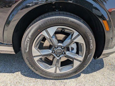 New 2026 Hyundai Palisade Limited FWD image 9