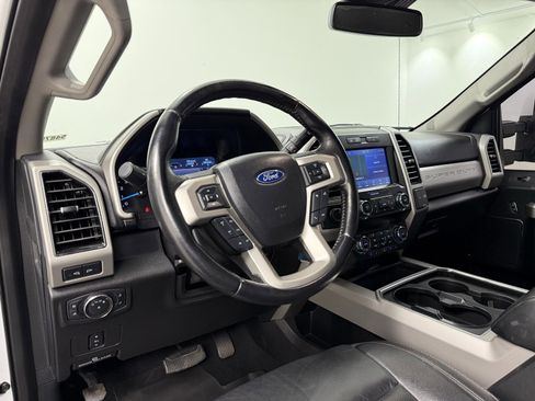 Used 2021 Ford F250 Lariat w/ Lariat Value Package image 19