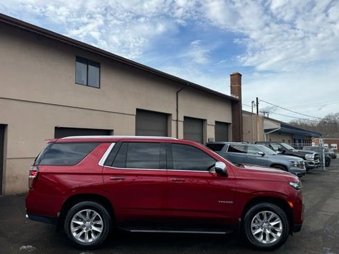 Used 2024 Chevrolet Tahoe Premier image 4