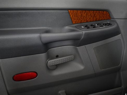 Used 2007 Dodge Ram 3500 Truck Laramie image 14