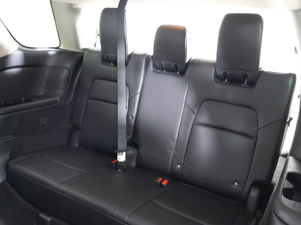 Used 2024 Nissan Pathfinder SL AWD/4WD image 38