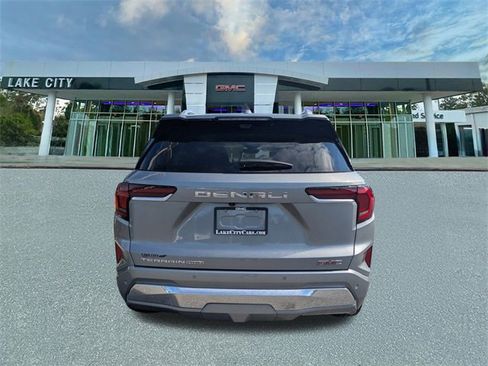 Used 2026 GMC Terrain Denali image 4