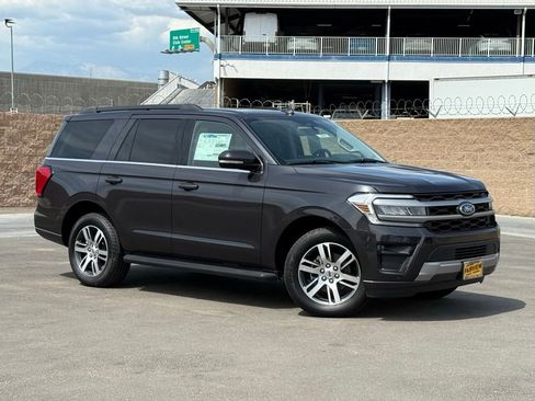 New 2024 Ford Expedition XLT image 1