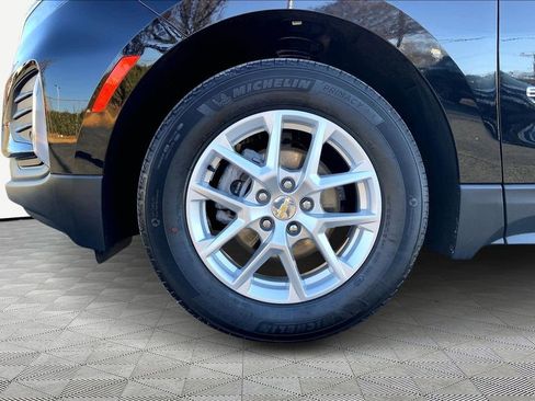 Used 2024 Chevrolet Equinox LT w/ LPO, Floor Liner Package image 21