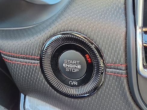 Used 2024 Jeep Compass Trailhawk image 30