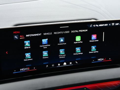 Certified 2025 BMW X3 xDrive30i image 17