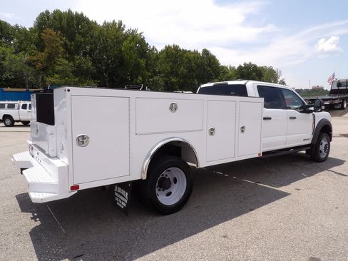 Used 2024 Ford F550 4x4 Crew Cab Super Duty w/ XLT Value Package image 8