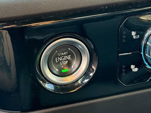 Used 2023 GMC Sierra 1500 Elevation AWD/4WD image 33