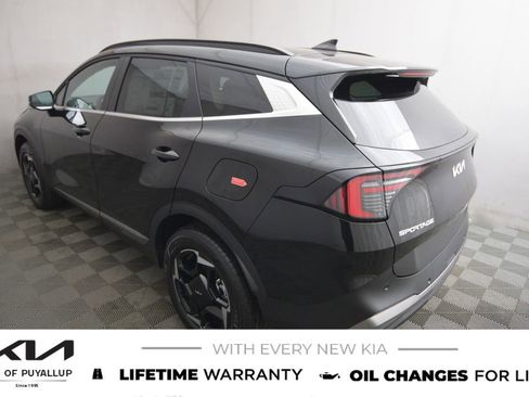New 2026 Kia Sportage EX image 7