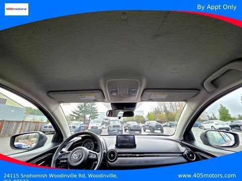 Used 2019 Toyota Yaris LE FWD image 23