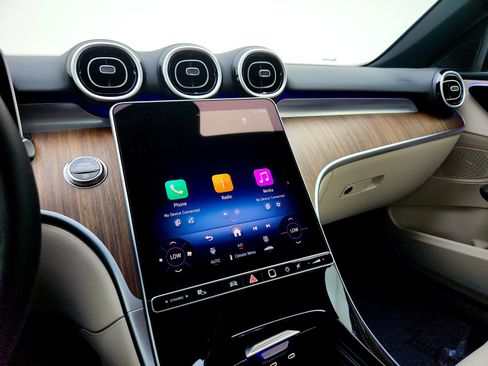 Certified 2025 Mercedes-Benz C 300 Sedan image 19