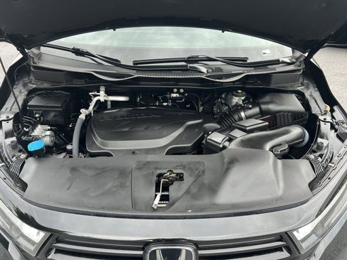 Used 2023 Honda Odyssey Sport image 28