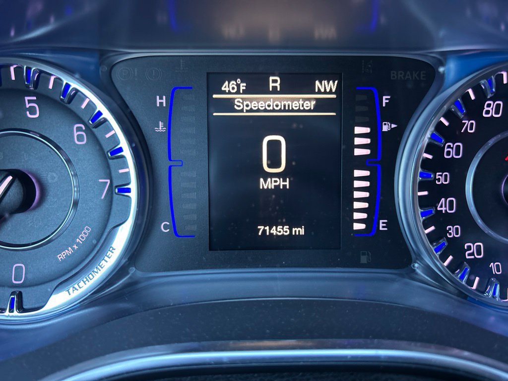 Used 2017 Chrysler 200 Limited Platinum w/ Comfort & Convenience Group FWD image 20