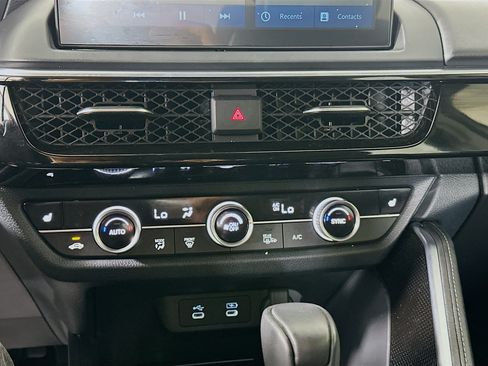 Used 2025 Acura ADX FWD image 22