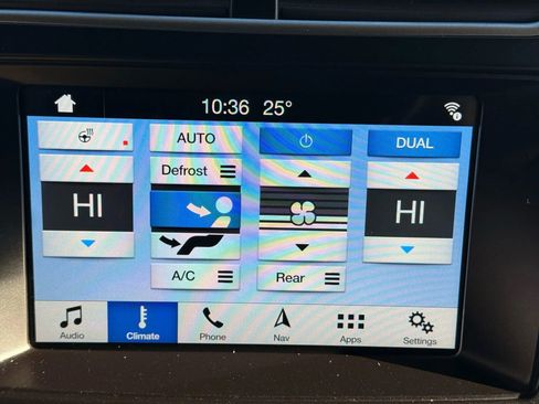 Used 2018 Ford Explorer XLT w/ Equipment Group 202A image 30