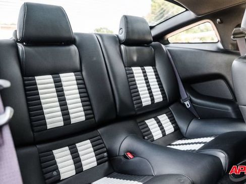 Used 2014 Ford Mustang Shelby GT500 w/ Equipment Group 821A RWD image 75