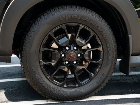 Used 2025 Nissan Armada PRO-4X AWD/4WD image 23