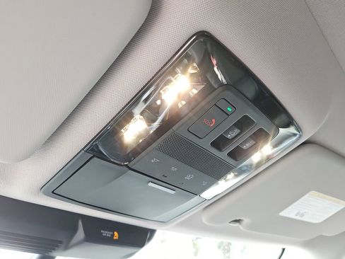 New 2026 Mitsubishi Outlander SEL image 29