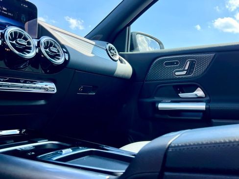 Certified 2024 Mercedes-Benz GLA 250 4MATIC image 14