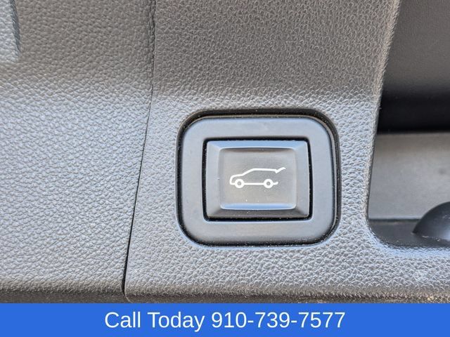 Used 2023 GMC Acadia Denali w/ Denali Ultimate Package FWD image 37