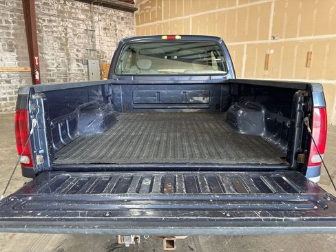 Used 2004 Ford F250 XLT image 17