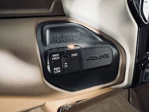 Used 2023 RAM 3500 Laramie image 28