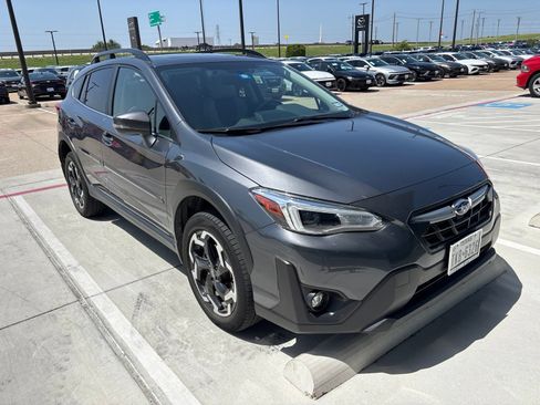 Used 2021 Subaru Crosstrek 2.5i Limited w/ Moonroof Package 2 AWD/4WD image 3