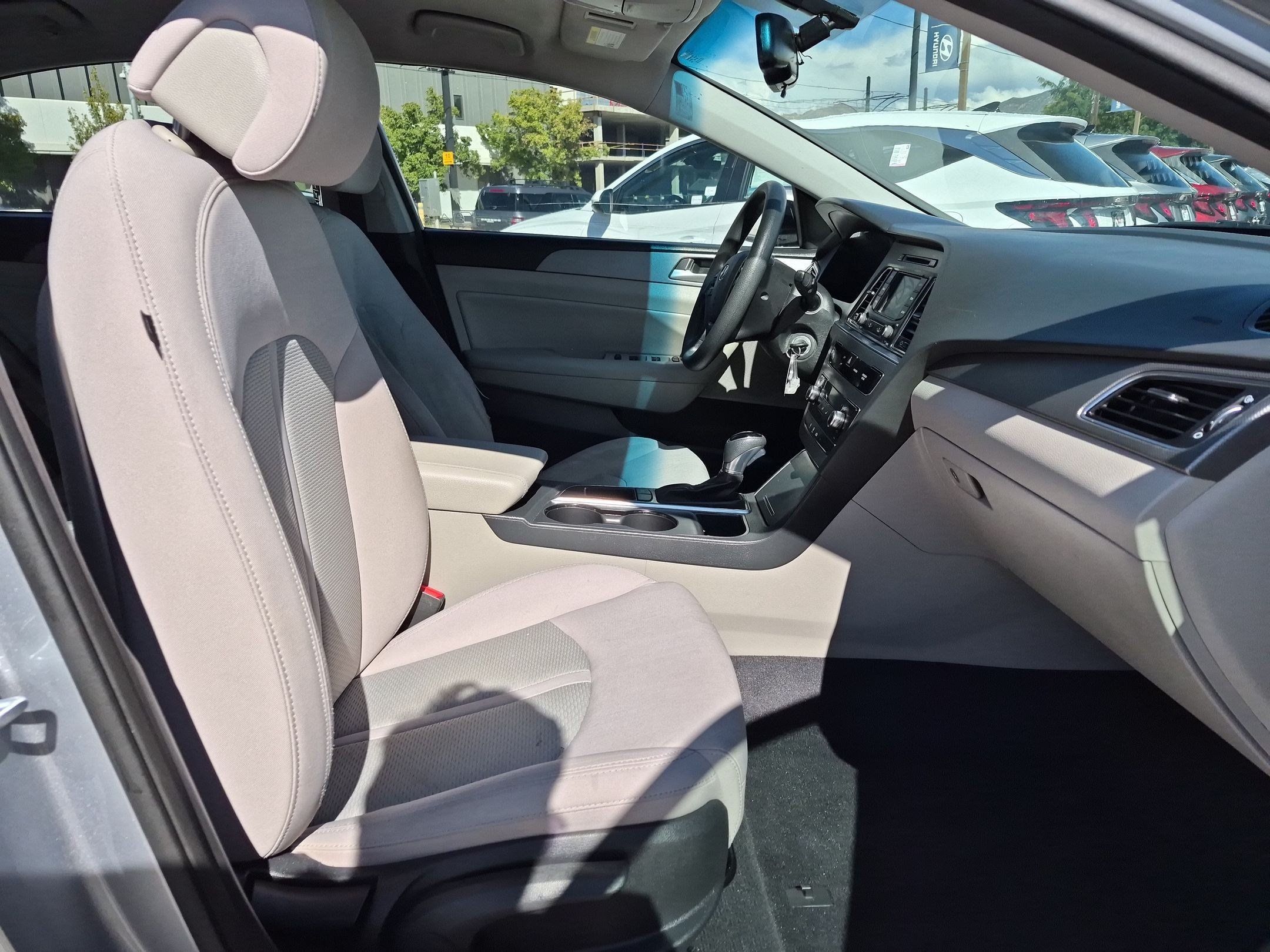 Used 2015 Hyundai Sonata SE w/ Option Group 09 FWD image 29