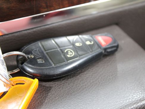 Used 2011 RAM 2500 Laramie image 21