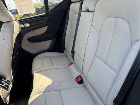 Certified 2023 Volvo XC40 B5 Plus w/ Driver Assist Package image 33