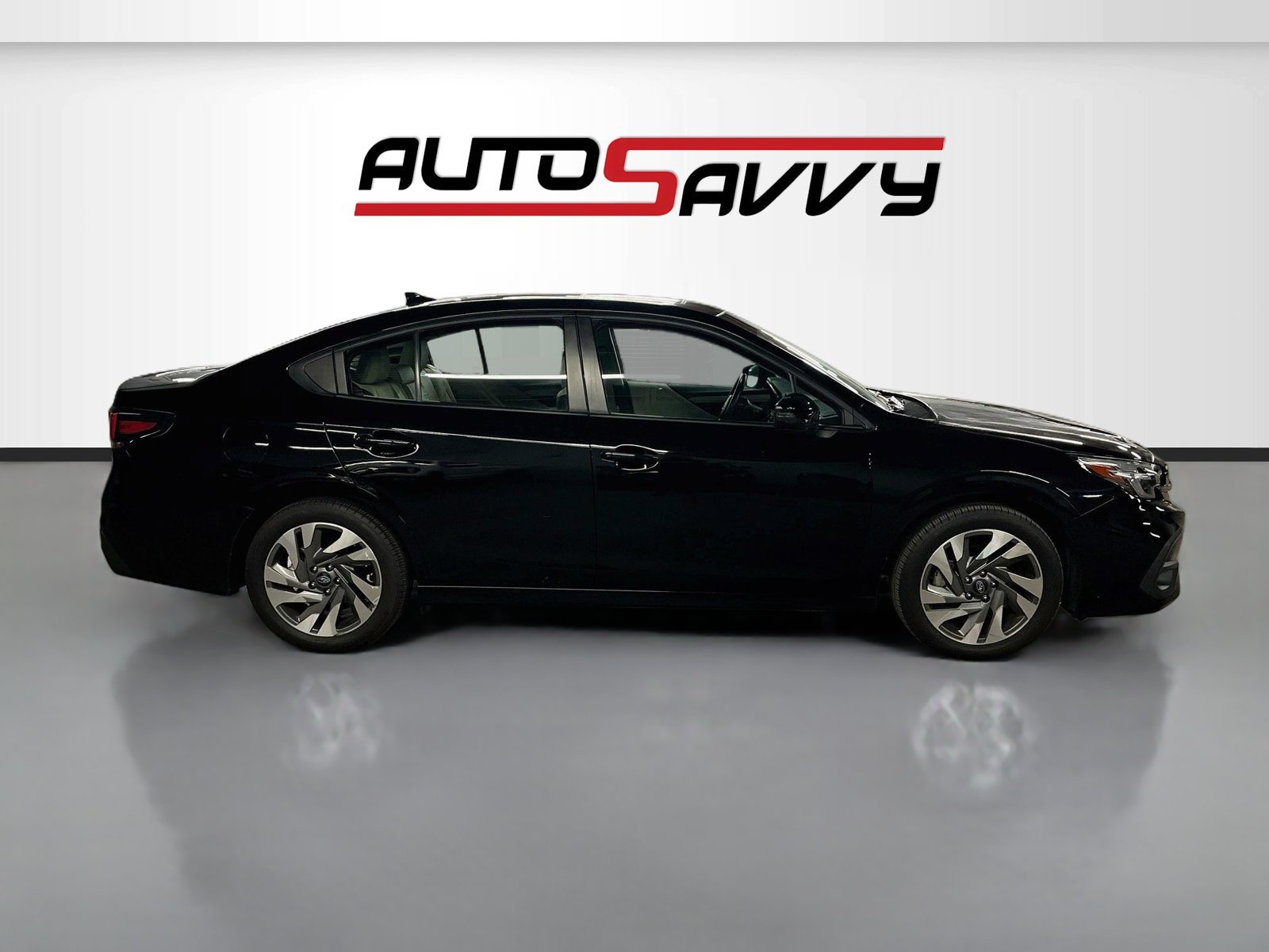 Used 2024 Subaru Legacy Limited AWD/4WD image 8