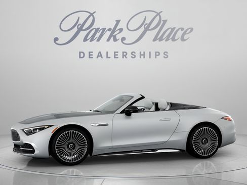 New 2026 Mercedes-Benz Maybach SL 680 image 4