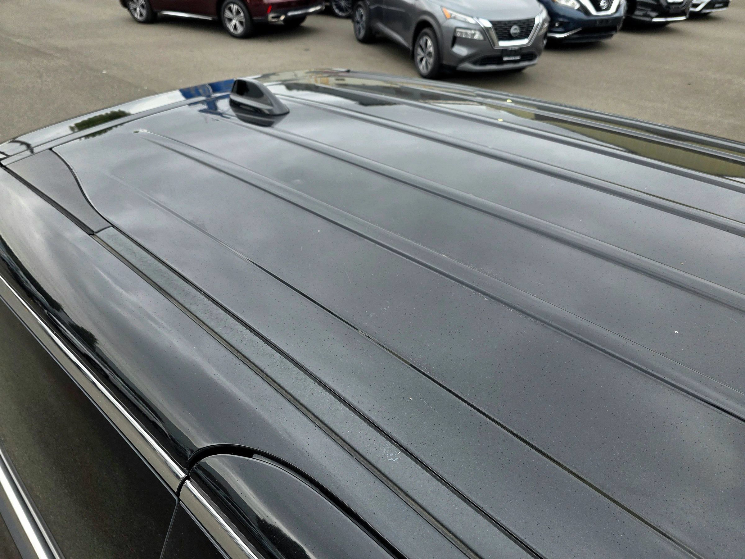 Used 2023 Chrysler Pacifica Touring-L FWD image 17