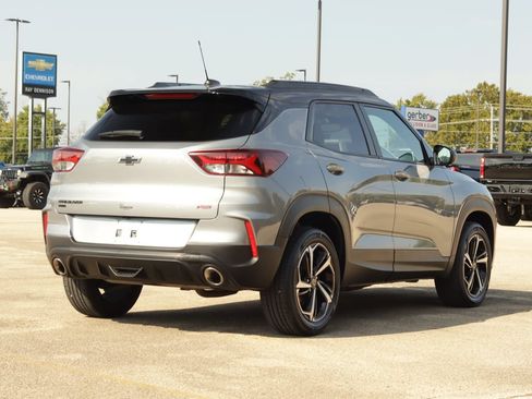 Used 2023 Chevrolet TrailBlazer RS w/ Convenience Package AWD/4WD image 7