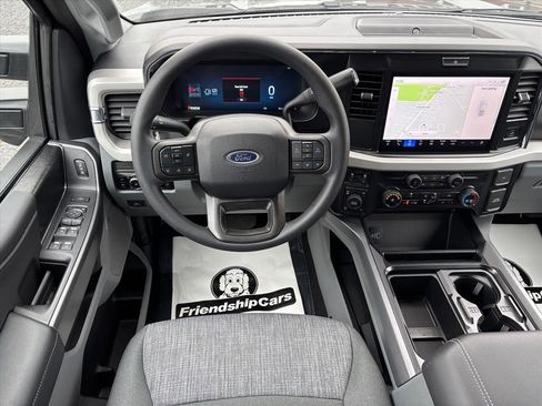 New 2026 Ford F250 XLT w/ XLT Premium Package image 4