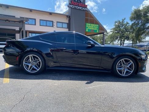 Used 2024 Ford Mustang Premium RWD image 6