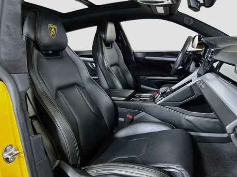Used 2019 Lamborghini Urus AWD/4WD image 7