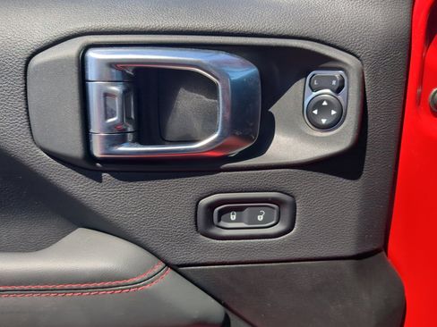 New 2025 Jeep Wrangler Rubicon w/ Steel Bumper Group image 16