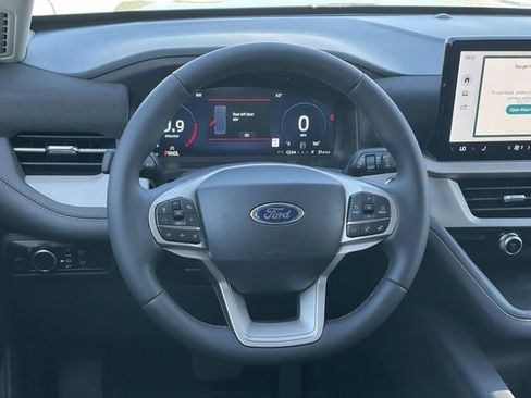New 2026 Ford Explorer Active image 7