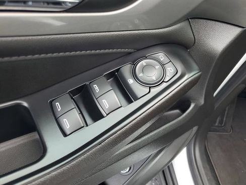 Certified 2024 Chevrolet Traverse LT FWD image 23