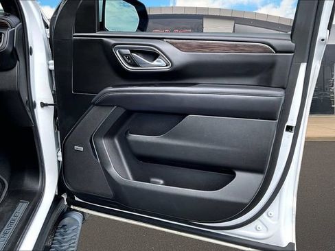 Used 2021 Chevrolet Tahoe Z71 image 19