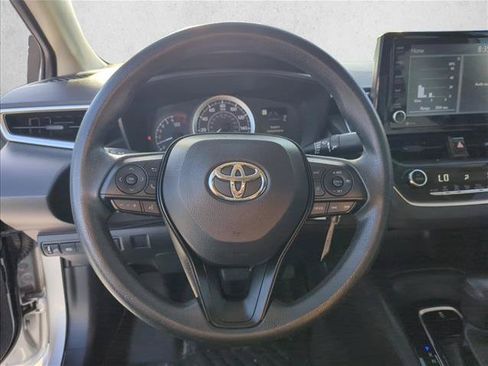 Certified 2022 Toyota Corolla LE FWD image 10