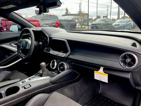 Used 2020 Chevrolet Camaro SS image 23